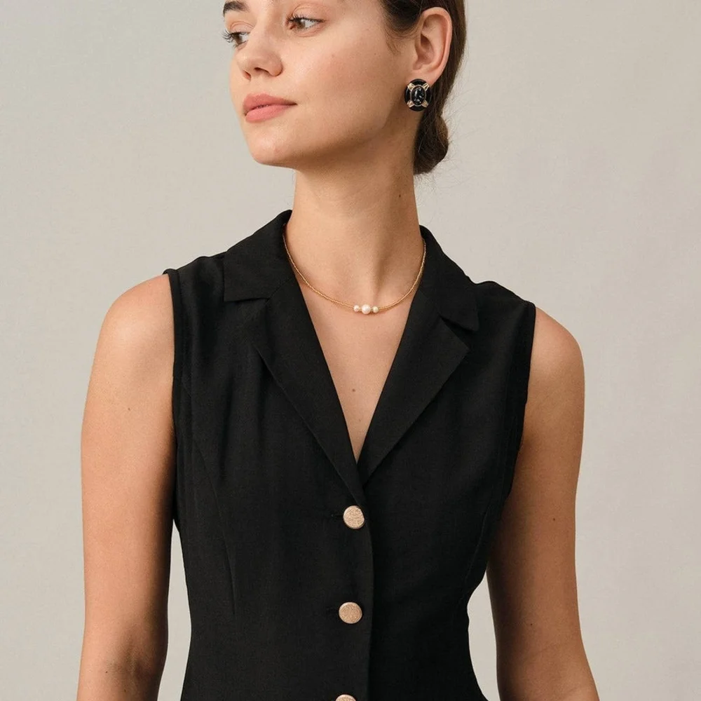 V-Neck Tunic Midi Dress - Picture 5 of 5